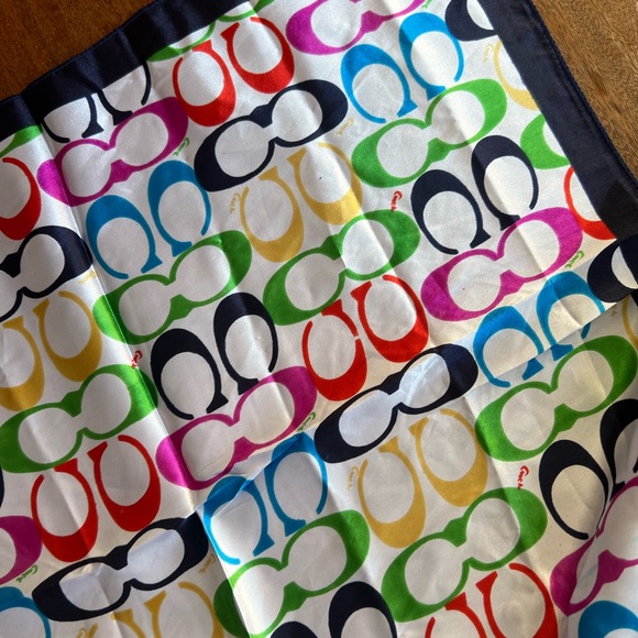 Colorful Scarf - Picture 3 of 3